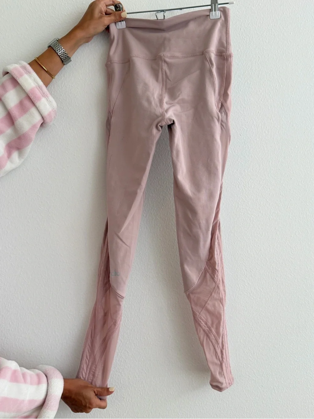 ALO Yoga Blush Pink Mesh-Panel High-Rise Leggings